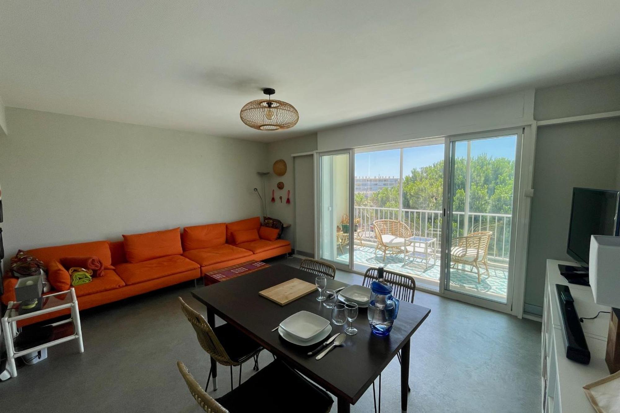 Le Neptune Appartement T2 Tout Confort Au Calme Et A Deux Pas De La Plage ル・グロー・デュ・ロワ エクステリア 写真